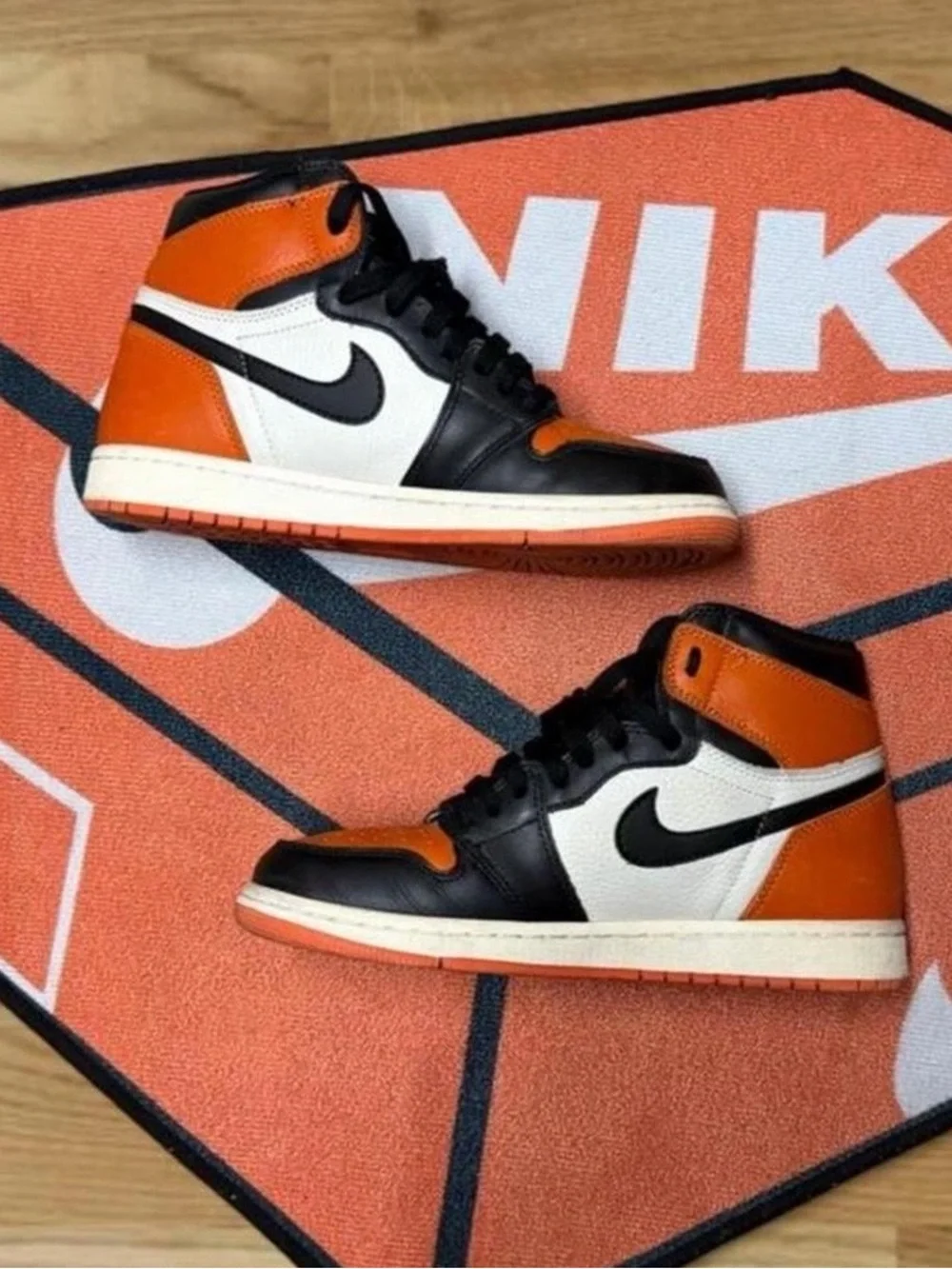 Nike Men’s High-Top Sneakers - Nike Air Jordan 1 Shattered Backboard - Mens 8